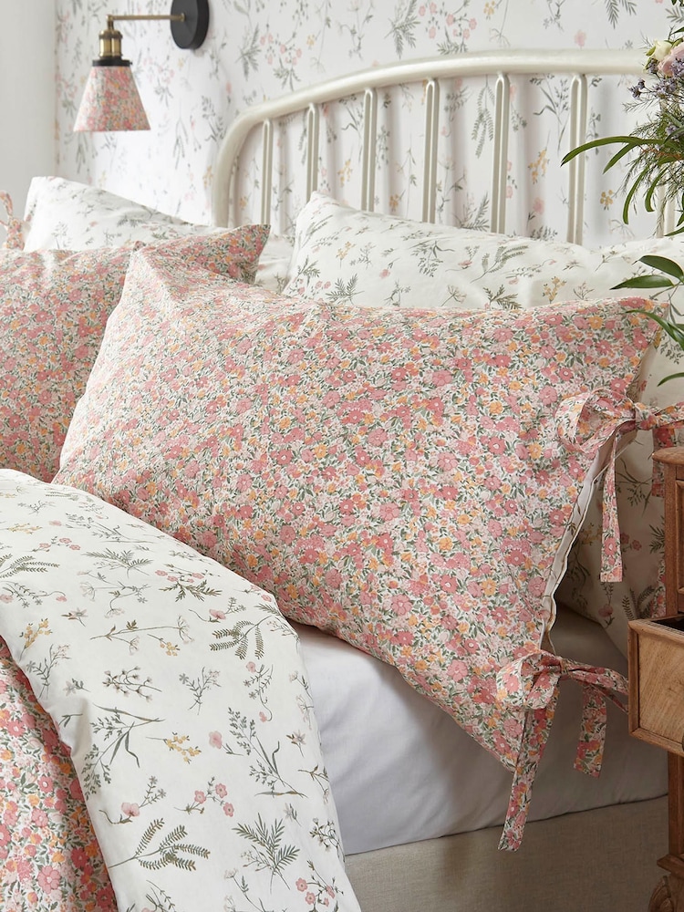Laura Ashley Coral Pink 200 Thread Count Loveston 100% Cotton Duvet Cover and Pillowcase Set - Image 3 of 7