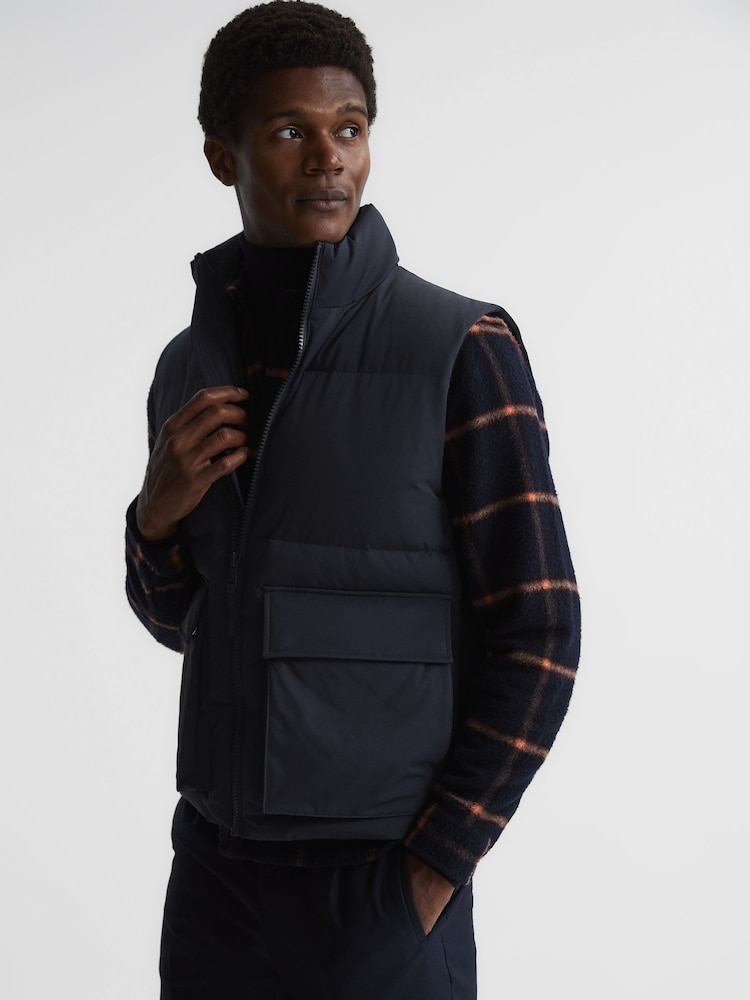 Reiss Navy Westbrook Funnel Neck Puffer Gilet - Image 7 of 7