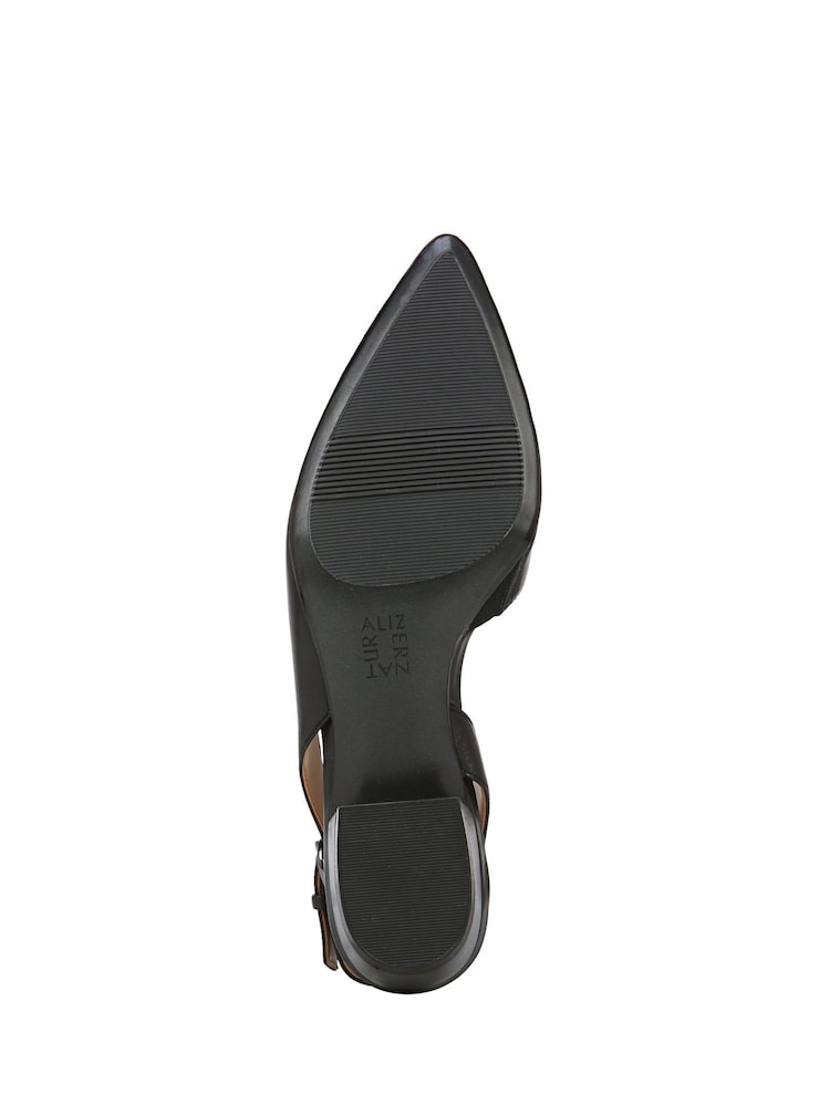 Negro - Zapatos con tira trasera de cuero Banks de Naturalizer - Imagen 7 de 7 Negro - Zapatos con tira trasera de cuero Banks de Naturalizer - Imagen 7 de 7