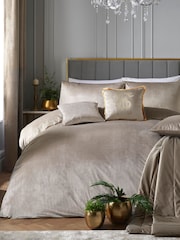Бархатный постельный комплект Laurence Llewelyn-Bowen Montrose - Image 1 of 4