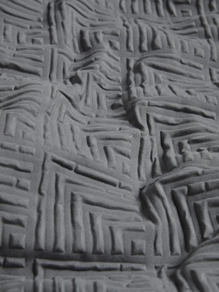 Parure taies d'oreiller et housse de couette à motif géométrique en relief - Image 3 of 4