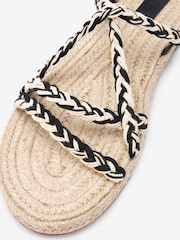 Naturalny - Płaskie sandały espadryle ze zdobieniami w dwóch odcieniach - Image 7 of 7
