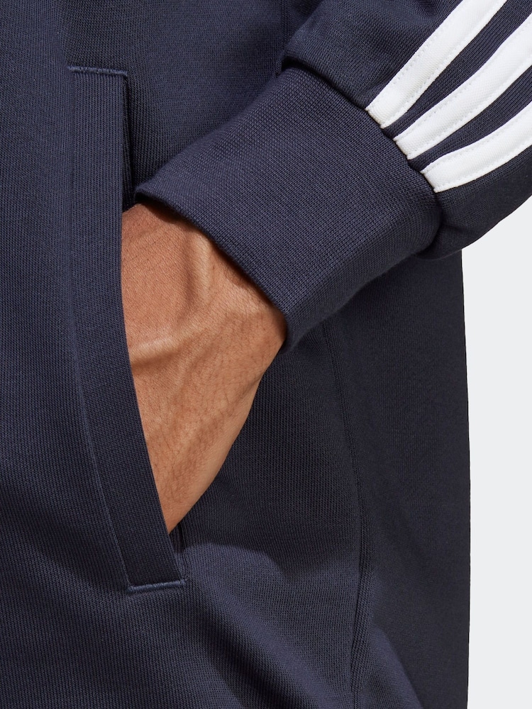 أزرق داكن - بدلة رياضية أساسية 3 خطوط Sportswear من Adidas - Image 6 of 9