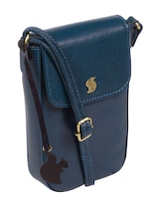 Conkca Buzz Leather Cross-Body Phone Bag - Image 5 of 6