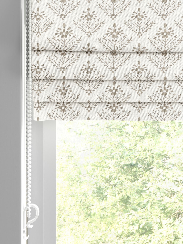 Laura Ashley Grey Lady Fern Made To Measure Roman Blinds - Image 2 of 6