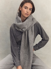 Reiss Soft Grey Picton Wool-Cashmere Scarf - Image 2 of 4