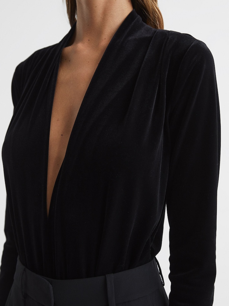 Reiss Black Rosalba Velvet Long Sleeve Plunge Bodysuit - Image 8 of 8 Reiss Black Rosalba Velvet Long Sleeve Plunge Bodysuit - Image 8 of 8