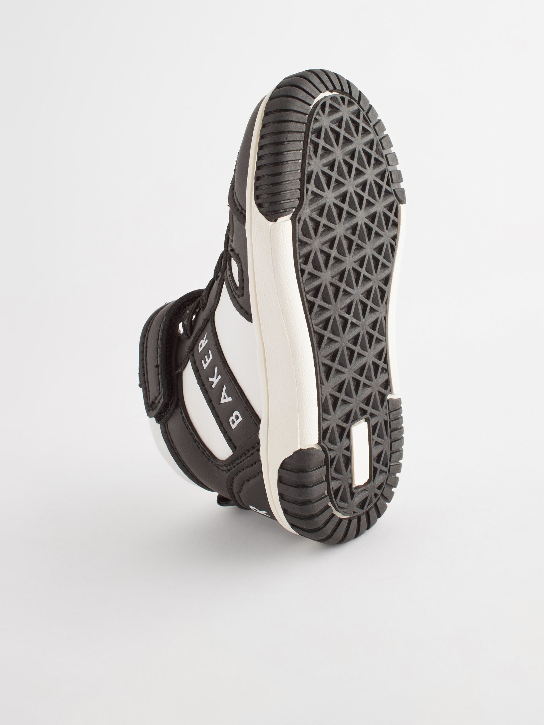 Ted baker boys trainers discount