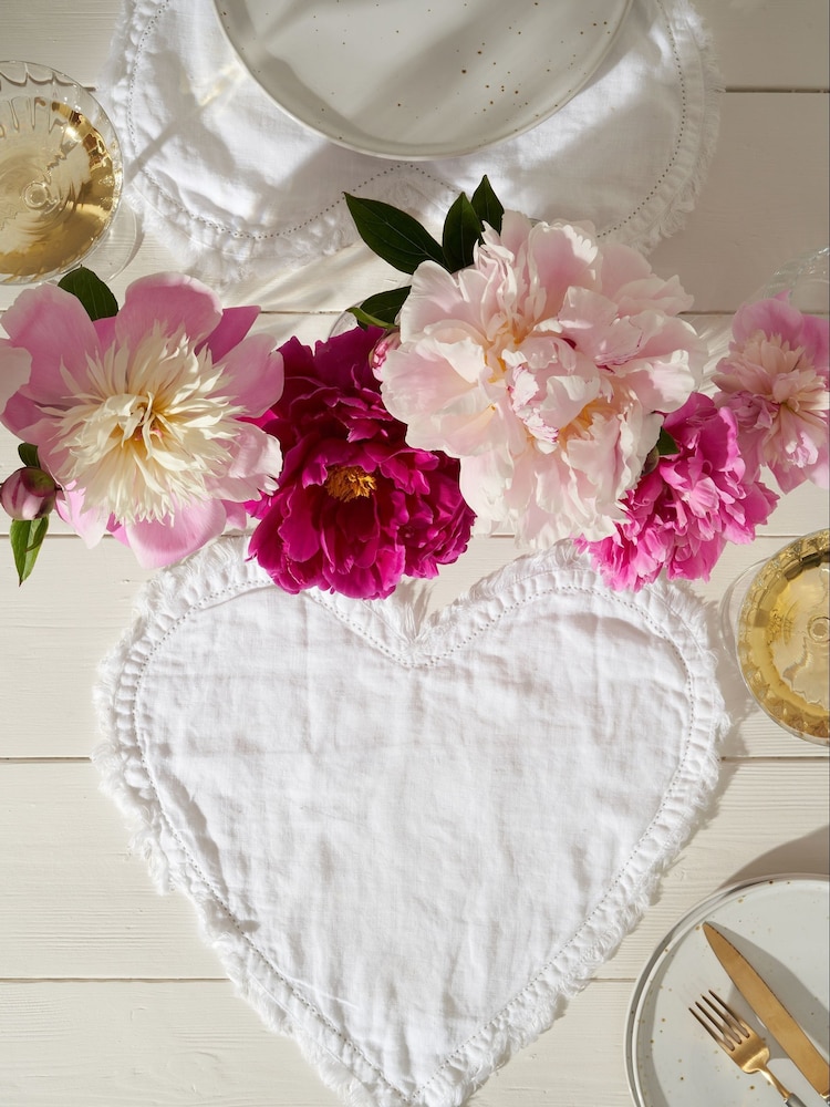 Truly Set of 2 White Heart 100% Linen Placemats - Image 1 of 2