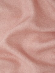 Reiss Rose Melange Halley Wool-Silk Blend Pocket Square - Image 5 of 5