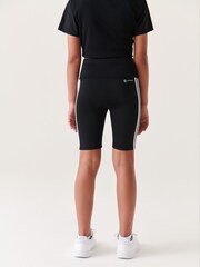 كولون Aeroready لراكبي الدراجات أساسي للتمارين ومزين بطبعة 3 خطوط من adidas Sportswear - صورة 2 من 7