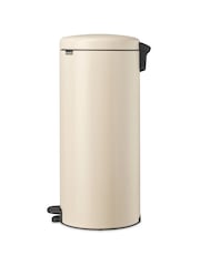 Brabantia Cream NewIcon 30L Pedal Bin - Image 5 of 6