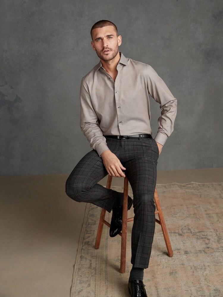 Бежево-коричневый - Классический крой, прямые манжеты - Signature Trimmed Premium Long Sleeve Single Cuff 100% Cotton Shirt - Изображение 2 из 8 Бежево-коричневый - Классический крой, прямые манжеты - Signature Trimmed Premium Long Sleeve Single Cuff 100% Cotton Shirt - Изображение 2 из 8