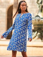 Sosandar Blue Chain Print Gold Bar Tab Fluted Cuff Tunic - Image 5 of 6