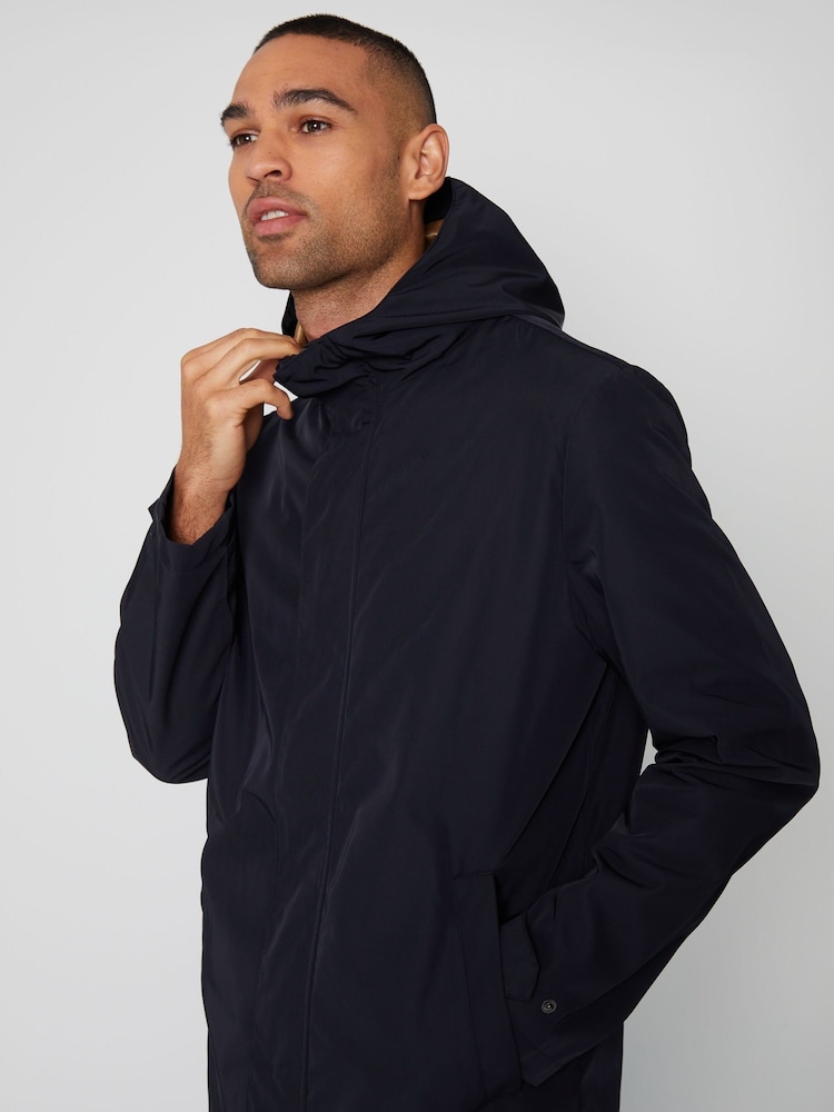 Chubasquero impermeable con capucha y cremallera Luxe de Threadbare - Imagen 4 de 4 Chubasquero impermeable con capucha y cremallera Luxe de Threadbare - Imagen 4 de 4
