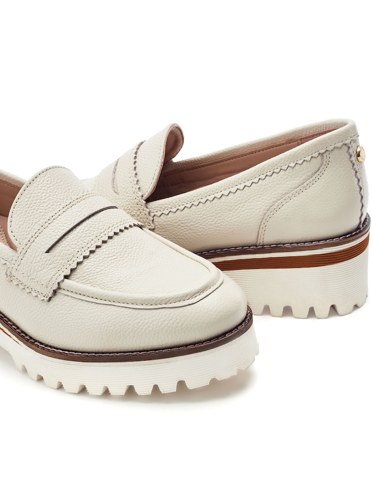 Moda in Pelle White Ellani Leather Chunky Snaffle Trim Loafers - Image 4 of 4 Moda in Pelle White Ellani Leather Chunky Snaffle Trim Loafers - Image 4 of 4