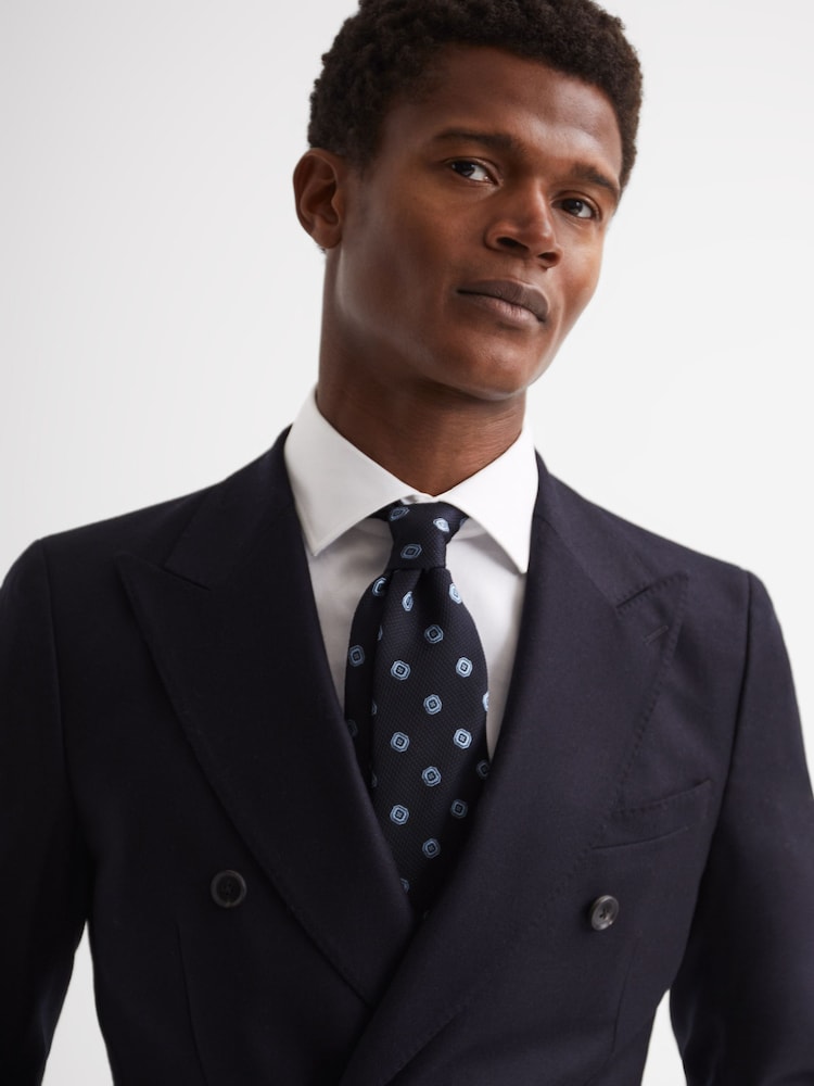 Reiss Navy Rock Medallion Jacquard Print Silk Tie - Image 2 of 6