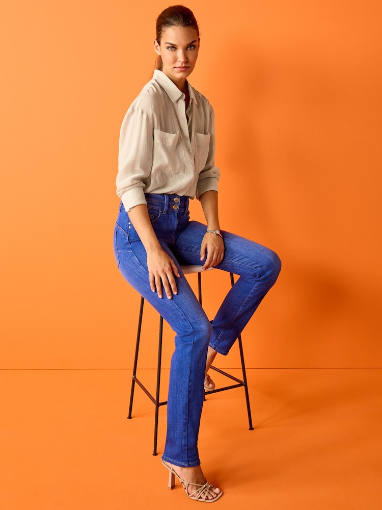 Leuchtendes Jeansblau - Lift, Slim And Shape Jeans mit engem Schnitt - Bild 1 von 5