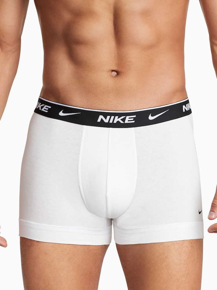Nike White Everyday Cotton Stretch Trunks 3 Pack - Image 2 of 4