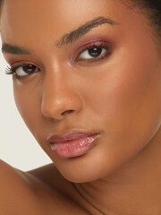 28 Shade Ultimate Eyeshadow Palette - Image 5 of 7
