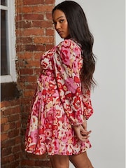 Chi Chi London Red Long Sleeve Ring Detail Floral Mini Dress - Image 4 of 5