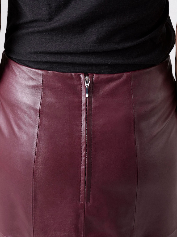 Lakeland Leather High Waisted Leather Pencil Skirt - Image 8 of 8