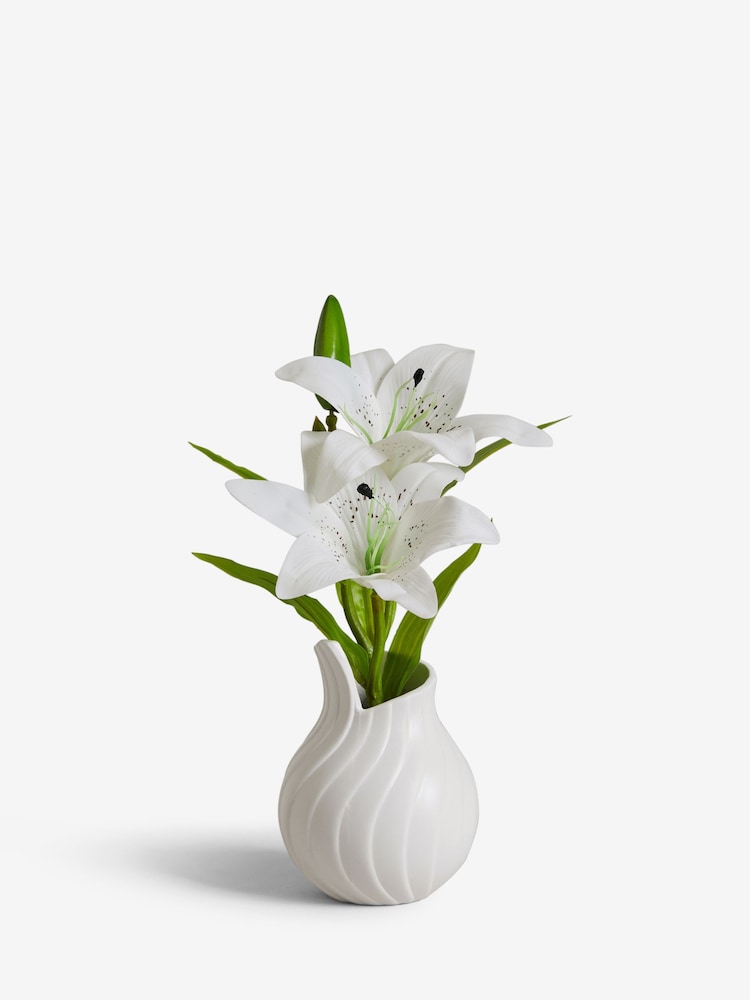 White Artificial Lily In White Pleat Ceramic Vase - Image 2 of 3