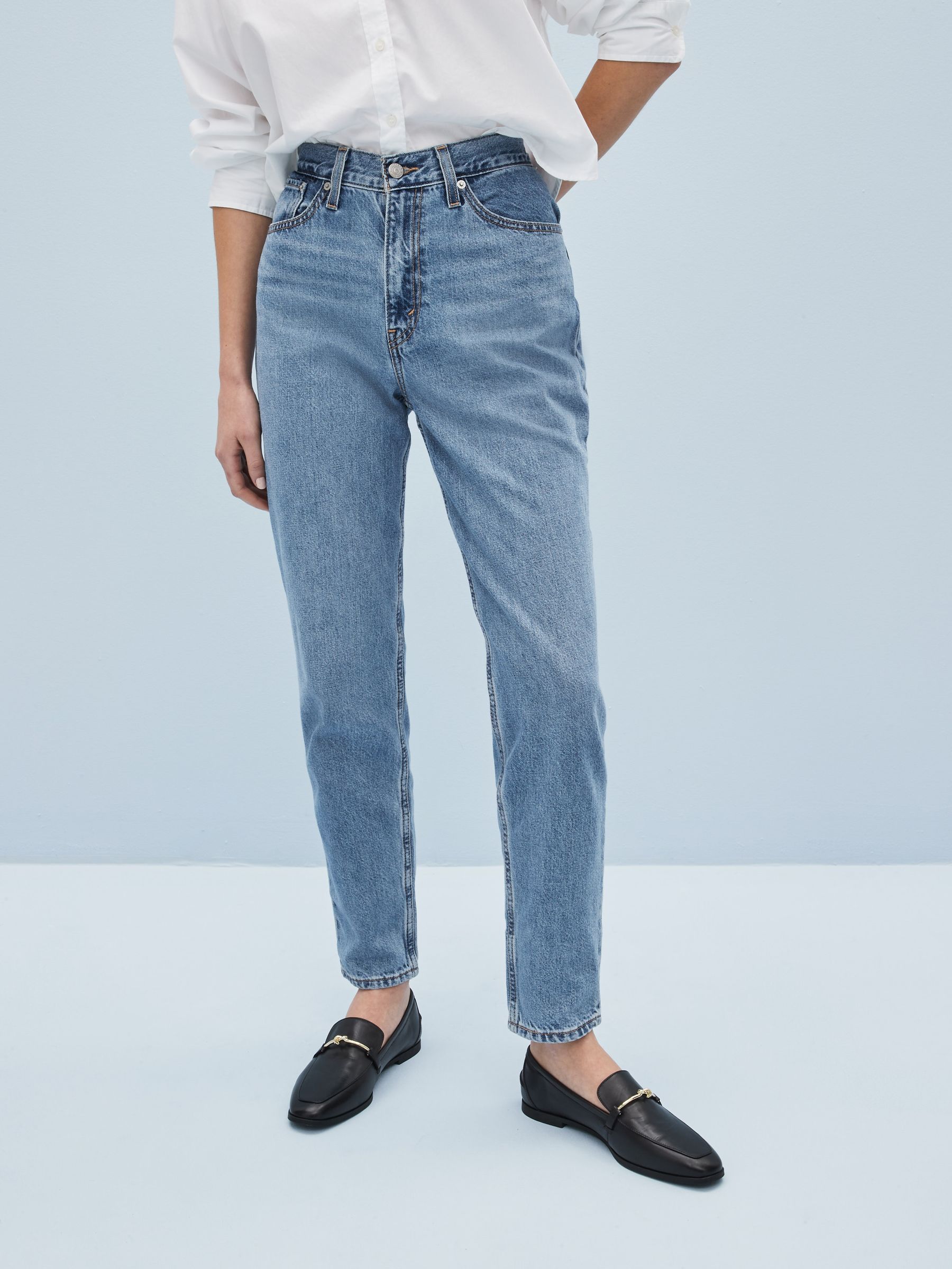 Buy Levi s Denim Light Wash 80s Mom Jeans from Next Luxembourg