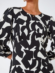 Roman Black Petite Geo Print Stretch Midi Dress - Image 5 of 5
