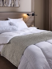 Snuggledown Luxurious Hotel 10.5 Tog Duvet - Image 1 of 9