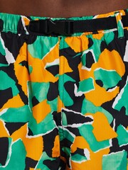 Nike Green Voyage Camo 5 Inch Swim Shorts - Image 7 of 8