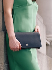 Marineblau - Conkca Cherish Clutch aus Leder - Bild 1 von 6