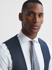 Reiss Navy Ease Sharkskin Horseshoe Slim Fit Waistcoat - Image 4 of 7