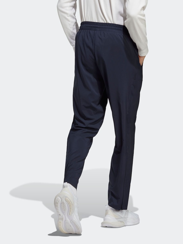Pantalones de chándal deportivos básicos de Stanford con bajo abierto AEROREADY de adidas - Imagen 2 de 6 Pantalones de chándal deportivos básicos de Stanford con bajo abierto AEROREADY de adidas - Imagen 2 de 6