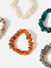 Accessorize Cream Scrunchie Set in Pure Silk - Image 2 of 3
