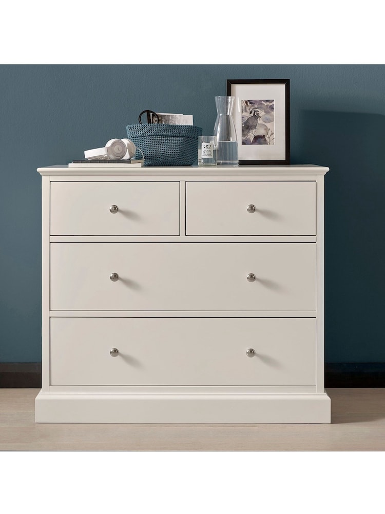 Bentley Designs White Ashby 2+2 Drawer Chest - Image 1 of 3
