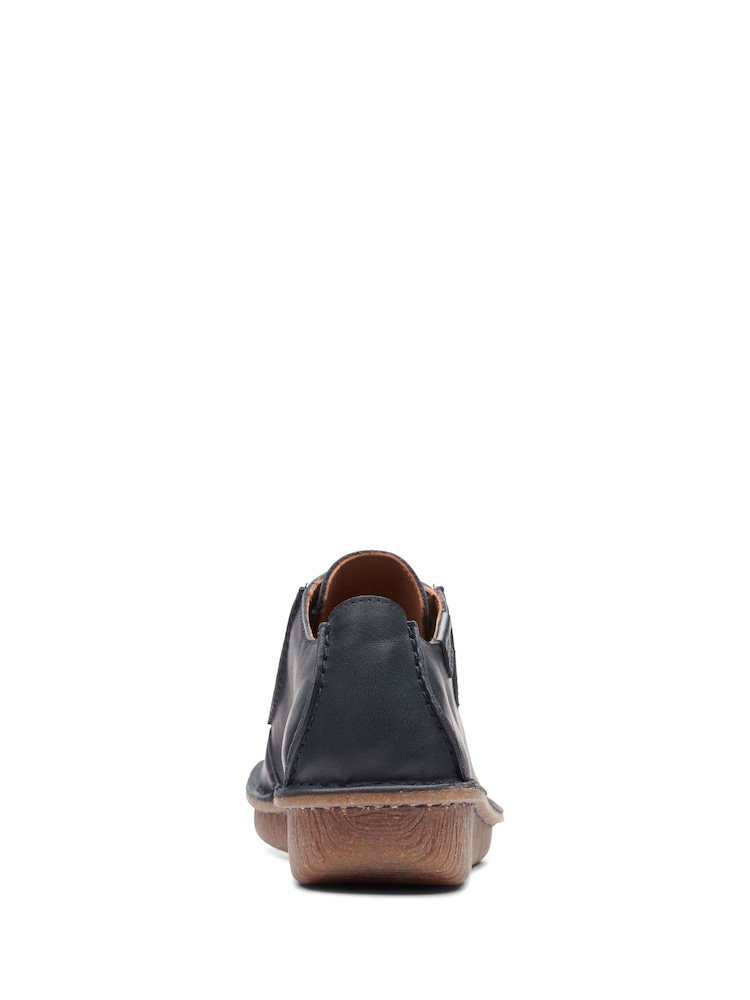 Clarks Navy Leather Funny Dream Shoes - Image 6 of 7