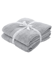 Catherine Lansfield Set of 2 Anti-Bacterial 100% Cotton Towels - Image 1 of 4