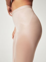 SPANXshape™ Invisible Capri - Image 6 of 6