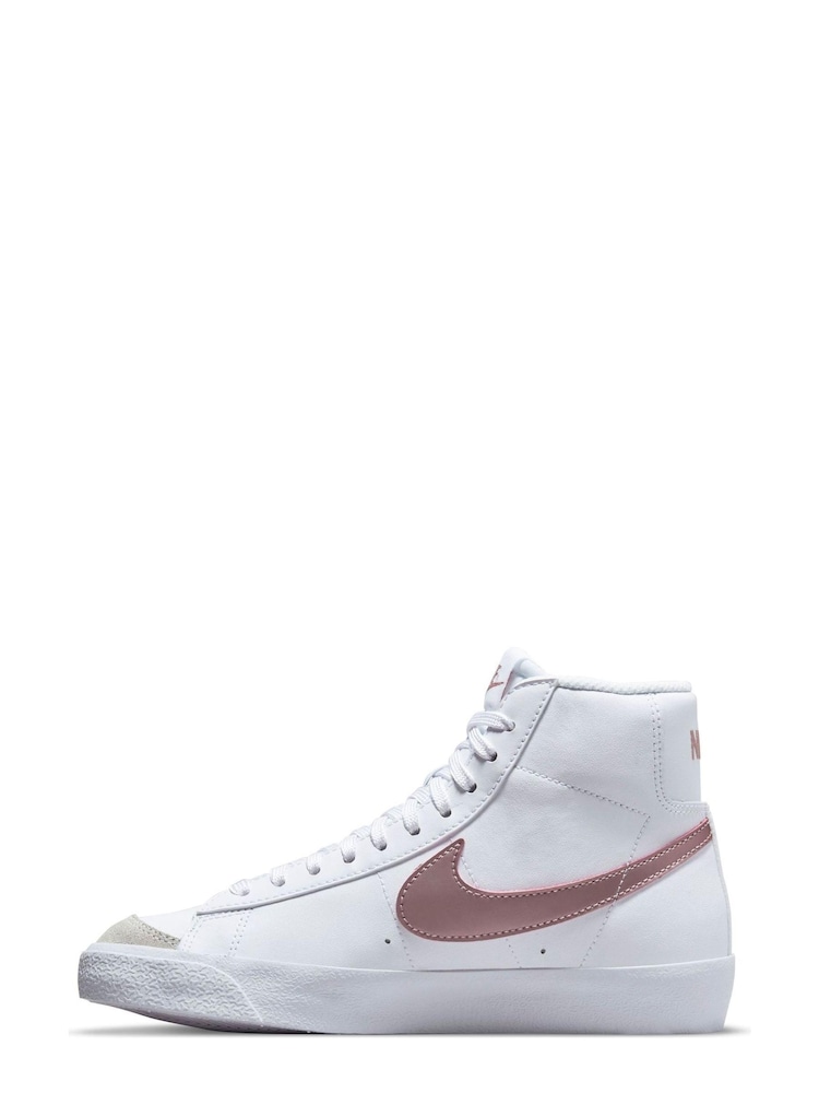 Белый/розовый с эффектом металлик - Детские кроссовки Nike Blazer 77 - Изображение 2 из 8