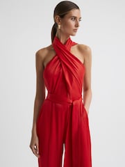 Rojo - Mono largo ajustado con cuello halter de satén Jules de Reiss - Imagen 3 de 5