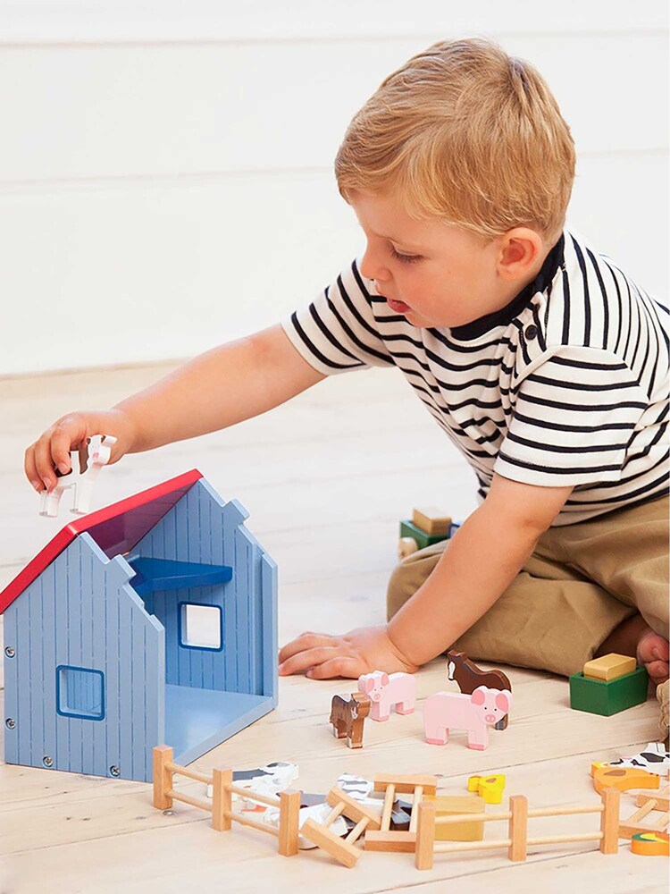JoJo Maman Bébé Wooden Farm Set - Image 2 of 3 JoJo Maman Bébé Wooden Farm Set - Image 2 of 3