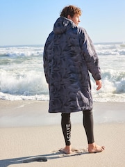 Grey Camo Print Active Swim Changing Robe Lightweight Jacket - Image 7 of 20