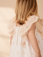 Weiss/Creme - Baumwollkleid mit Lochstickerei (3 Monate bis 8 Jahre) - Bild 3 von 9