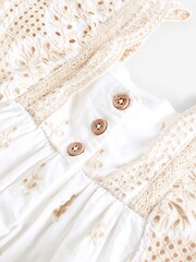 Weiss/Creme - Baumwollkleid mit Lochstickerei (3 Monate bis 8 Jahre) - Bild 9 von 9