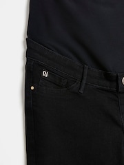 River Island Black  Maternity Overbump Jeans - Image 6 of 7