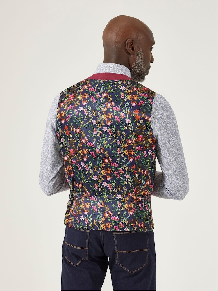 Skopes Pink Camplin Regular Fit Waistcoat - Image 2 of 4
