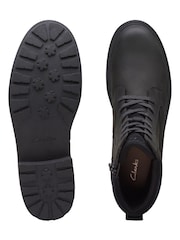 Schwarz - Clarks Orinoco2 Spice Stiefel in weiter Passform - Bild 7 von 7