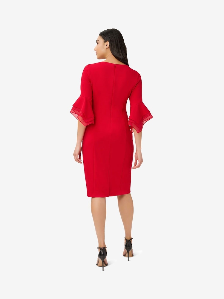 Adrianna Papell Strickkleid aus Krepp mit Stufendetail am Ärmel, Rot - Bild 2 von 6 Adrianna Papell Strickkleid aus Krepp mit Stufendetail am Ärmel, Rot - Bild 2 von 6