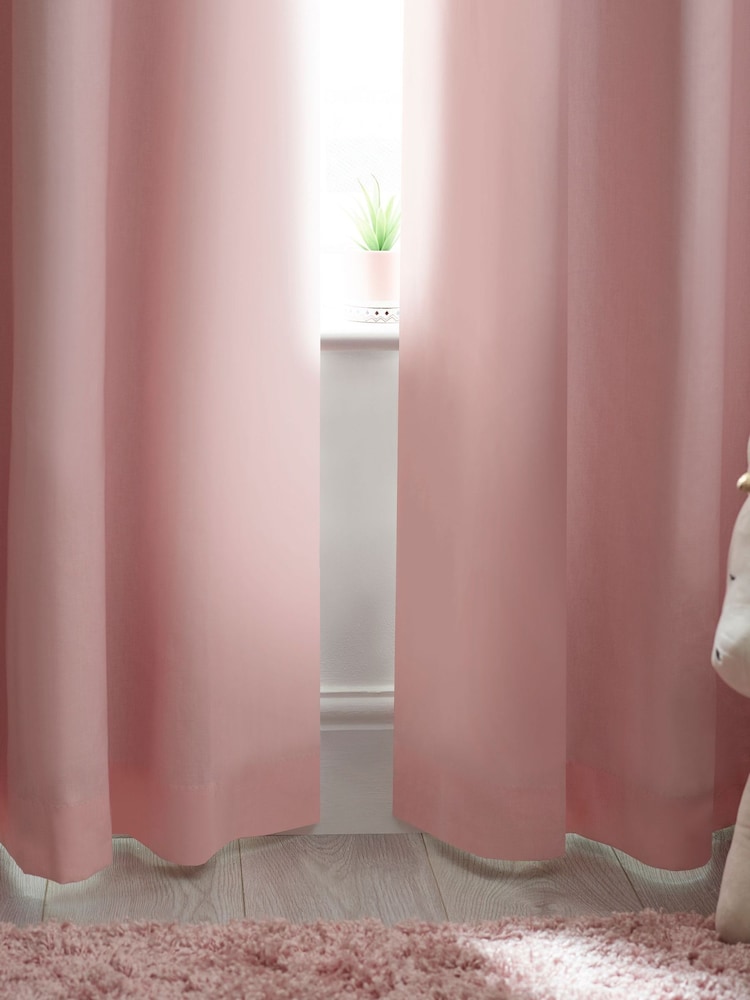 Pink Light Cotton Blackout/Thermal Eyelet Curtains - Image 5 of 8